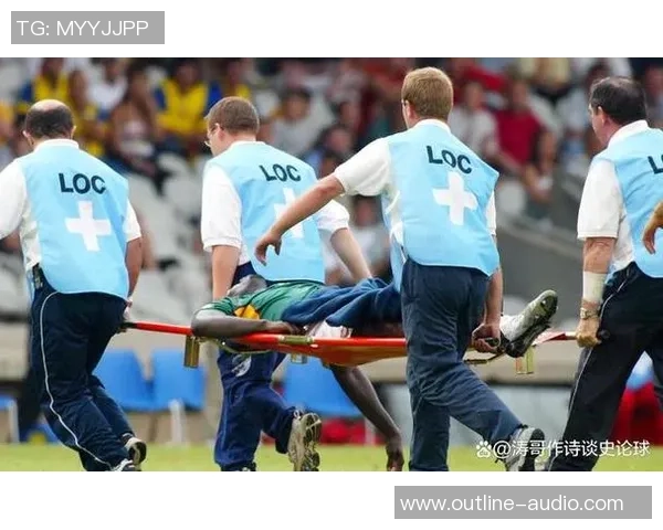 足球明星意外死亡事件引发全球哀悼视频曝光引发热议与反思 足球明星意外死亡事件引发全球哀悼视频曝光引发热议与反思